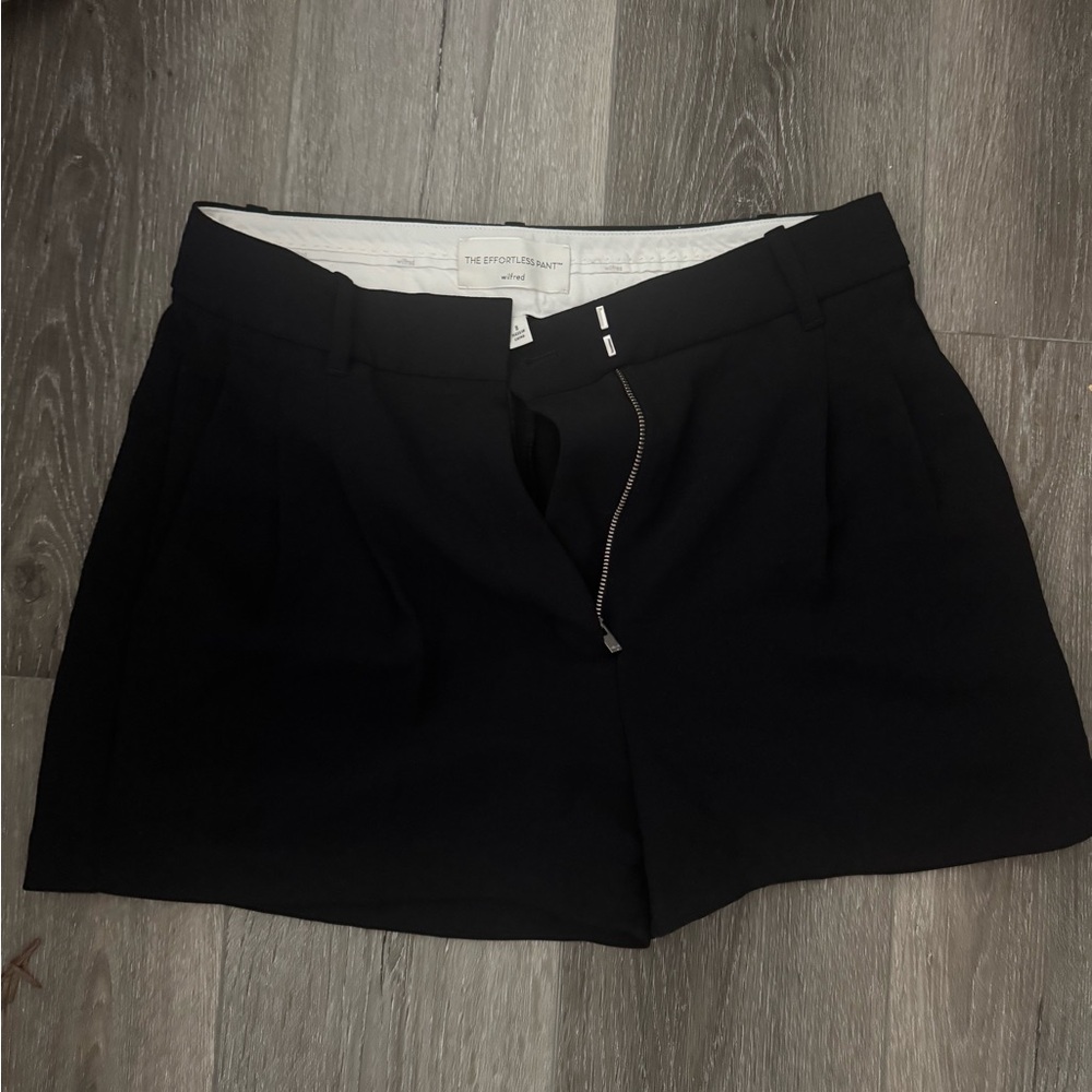 The effortless shot ARITZIA Black Tailored Women's Shorts
